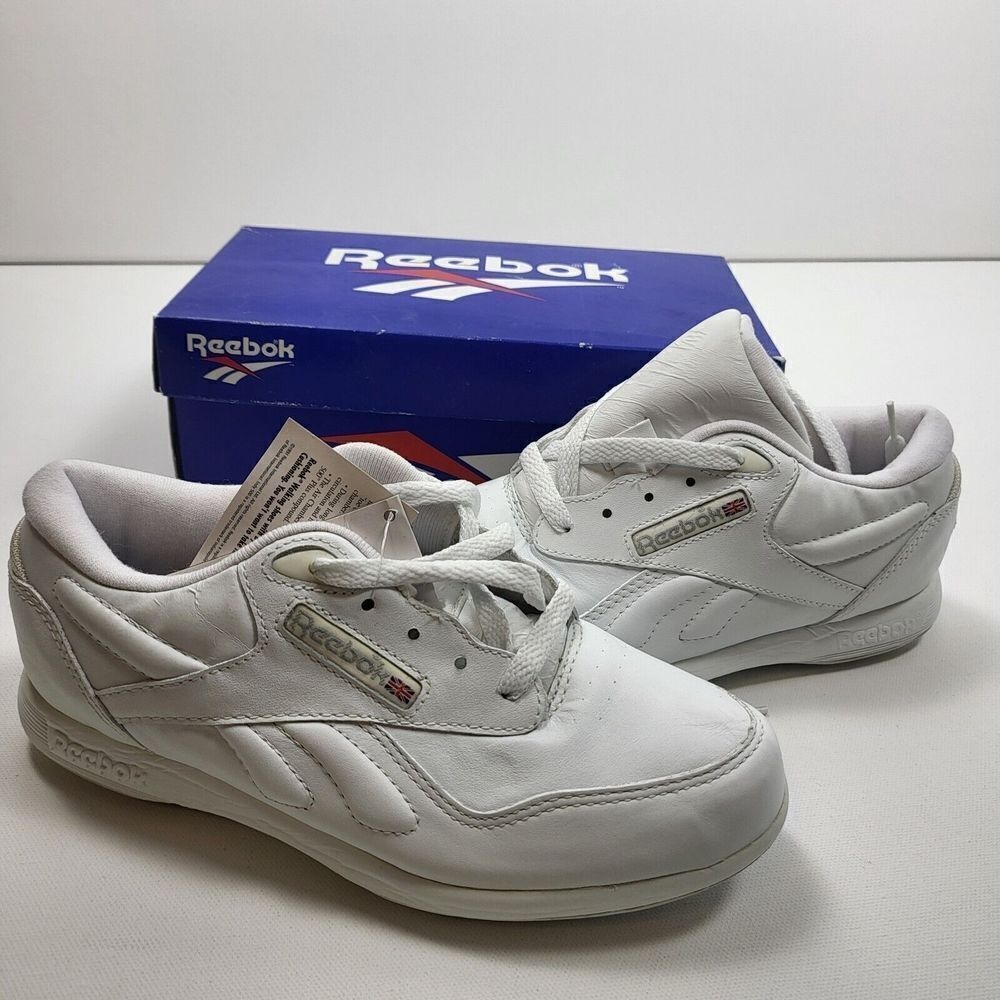Reebok Walking Shoes Womens 6 White Leather Cushioning Low‎ Top Sneakers Vintage